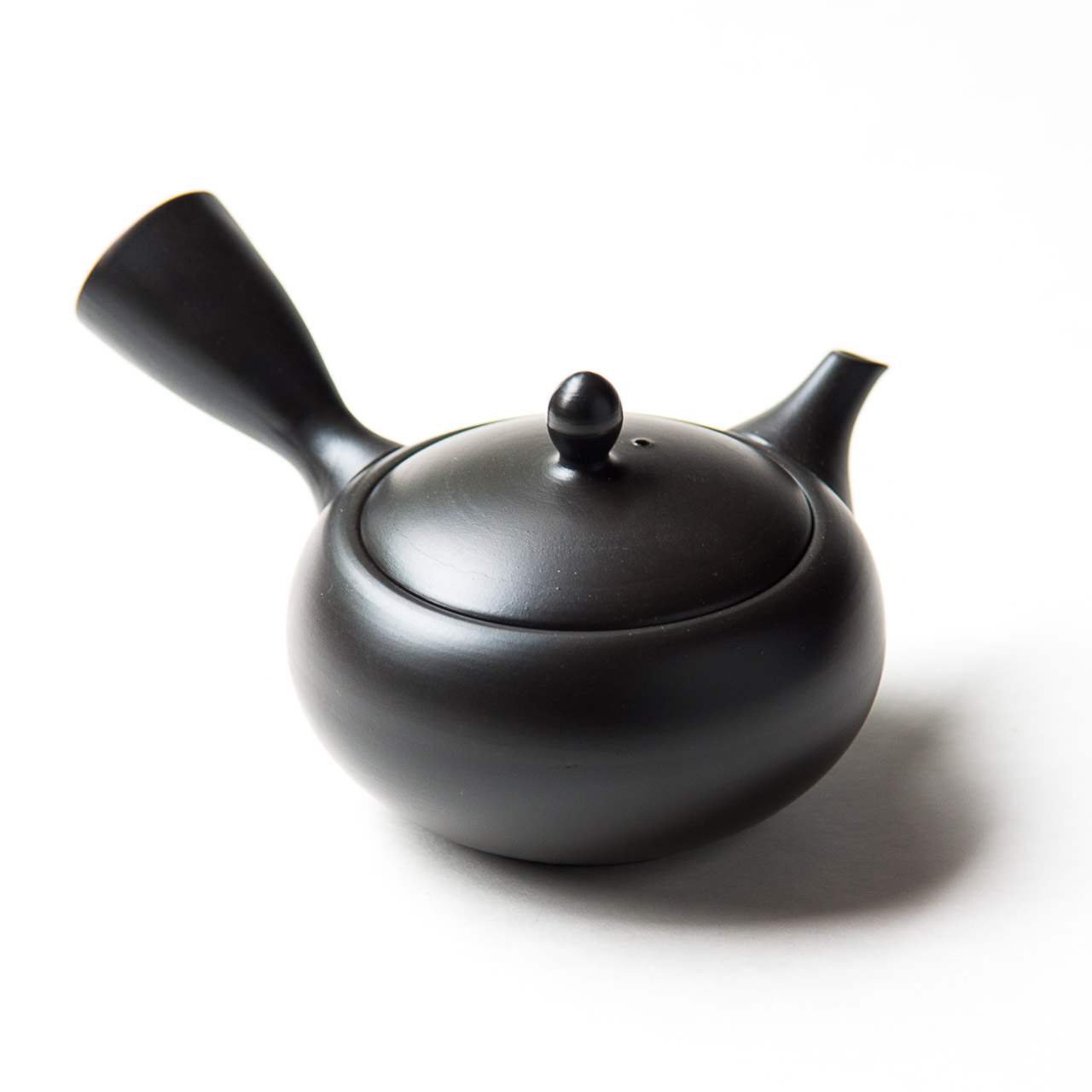 Black Tokoname Tea Pot - Mauna Kea Tea